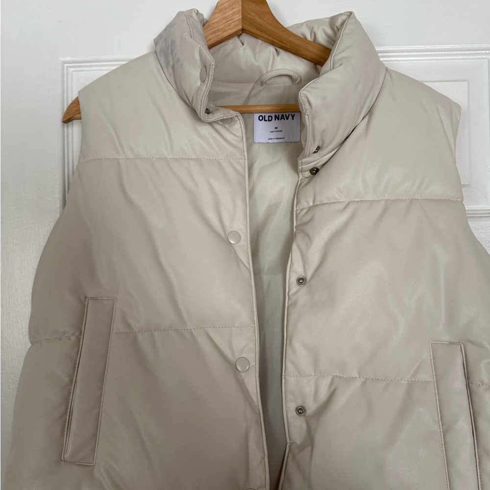 Old Navy Off-White Puffer Vest
